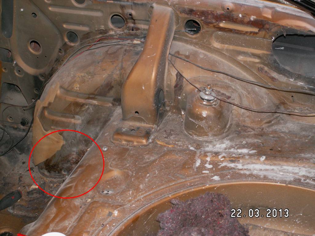 red circle to indicate the corrosion spot