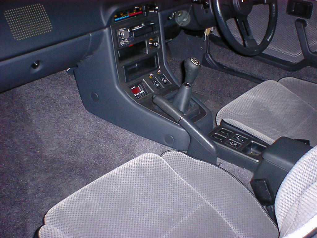 L E Interior.jpg