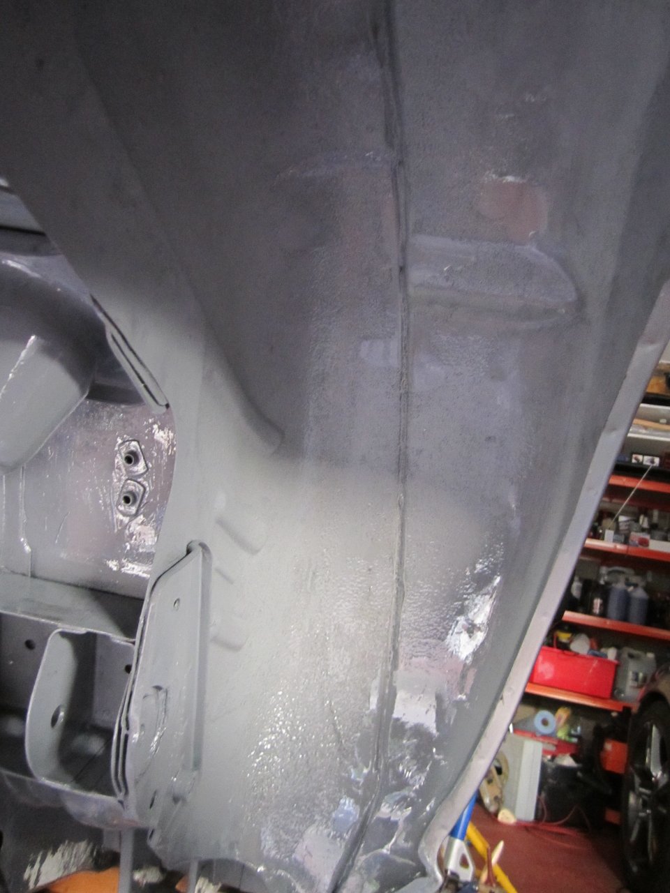 Offside wheel arch 025.JPG