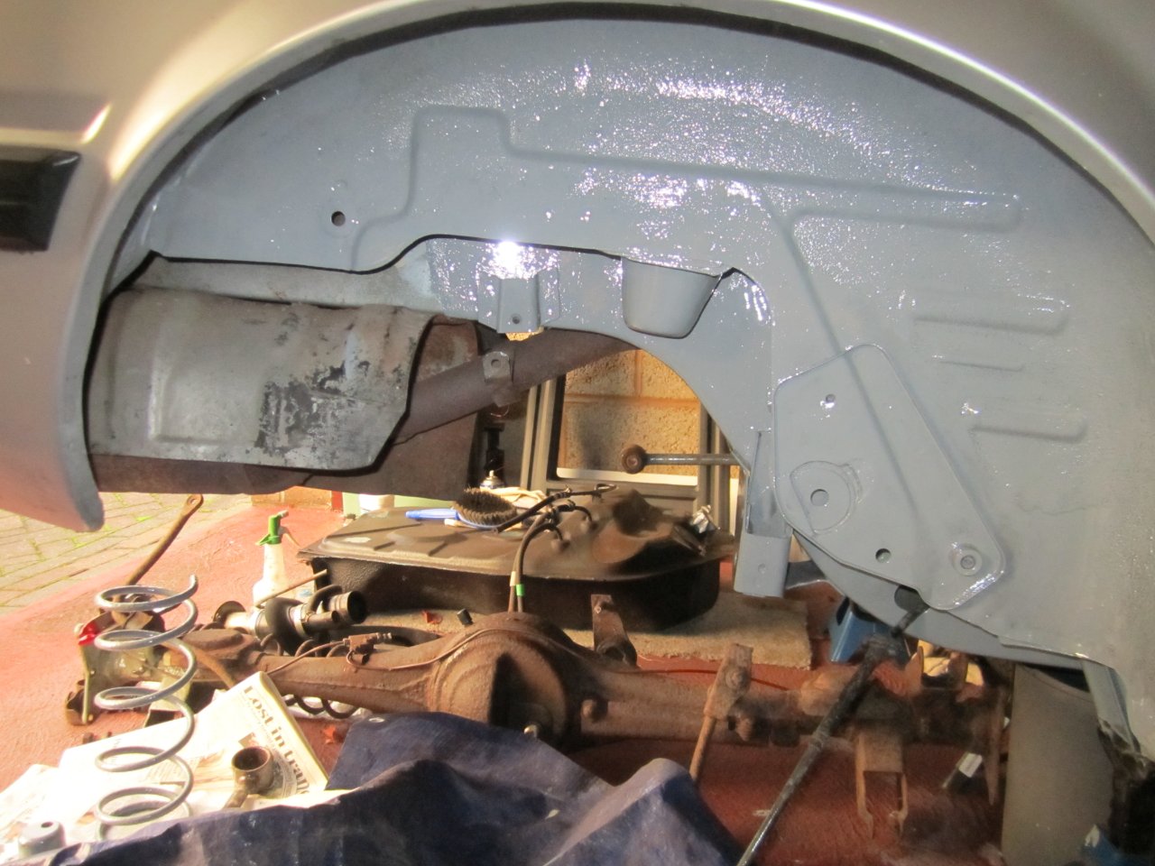 Offside wheel arch 031.JPG